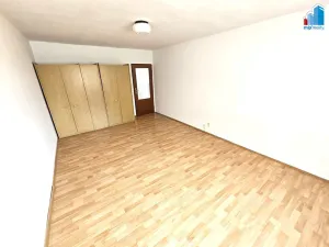 Pronájem bytu 4+1, Švihov, nám. T. G. Masaryka, 120 m2