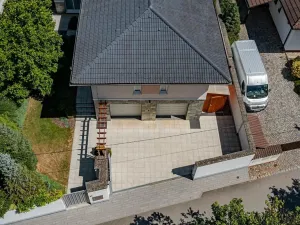 Prodej rodinného domu, Benátky, 241 m2
