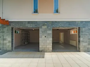 Prodej rodinného domu, Benátky, 241 m2