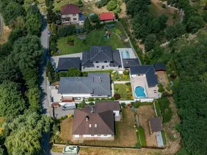 Prodej rodinného domu, Benátky, 241 m2