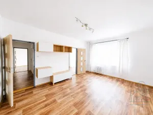 Pronájem bytu 2+1, Praha - Libeň, Konšelská, 52 m2