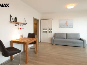 Prodej bytu 1+kk, Praha - Zličín, Sazovická, 33 m2