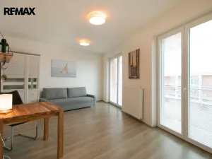 Prodej bytu 1+kk, Praha - Zličín, Sazovická, 33 m2