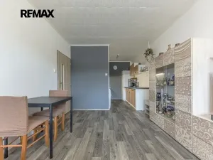 Prodej bytu 2+kk, Praha - Modřany, Mádrova, 44 m2