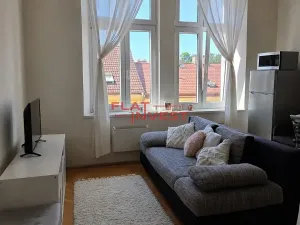 Pronájem bytu 2+kk, Praha - Žižkov, Milíčova, 45 m2
