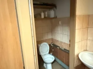 Pronájem výrobních prostor, Beroun - Beroun-Město, V Plzeňské bráně, 150 m2