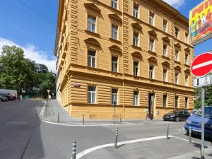 Pronájem komerční nemovitosti, Praha - Smíchov, Grafická, 29 m2
