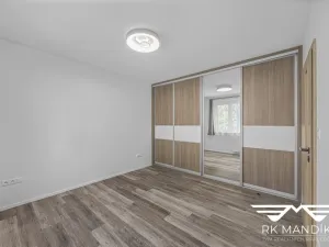 Pronájem bytu 3+1, Praha - Malešice, Tuchorazská, 72 m2