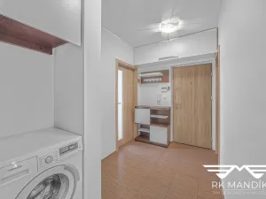 Pronájem bytu 3+1, Praha - Malešice, Tuchorazská, 72 m2
