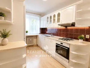 Prodej bytu 2+1, Břidličná, Komenského, 56 m2