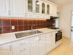 Prodej bytu 2+1, Břidličná, Komenského, 56 m2