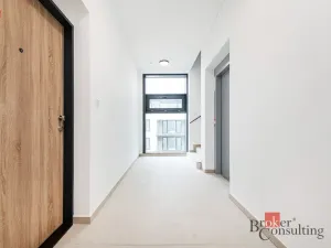 Pronájem bytu 1+kk, Plzeň - Jižní Předměstí, Železná, 34 m2