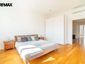 Pronájem bytu 4+kk, Praha - Vinohrady, Sázavská, 123 m2