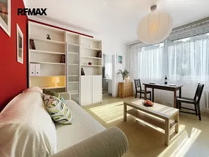 Prodej bytu 2+1, Praha - Hlubočepy, Lohniského, 45 m2