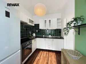 Prodej bytu 2+1, Praha - Hlubočepy, Lohniského, 45 m2