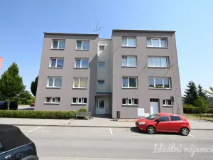 Pronájem bytu 2+1, Náměšť nad Oslavou, Zborovská, 48 m2