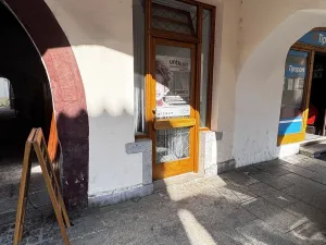Pronájem obchodního prostoru, České Budějovice, Česká, 18 m2