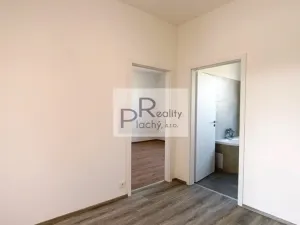 Prodej bytu 2+kk, Hevlín, 62 m2