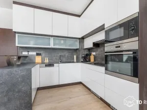 Prodej bytu 3+kk, Holubice, 73 m2