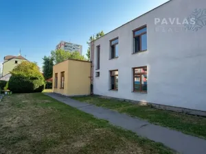 Pronájem obchodního prostoru, České Budějovice, Zachariášova, 1000 m2