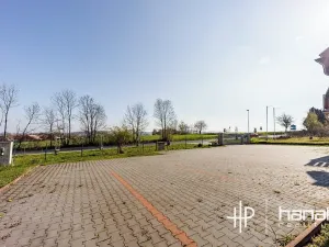 Prodej rodinného domu, Strančice, 259 m2