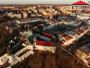 Prodej kanceláře, Frýdek-Místek, Zámecké nám., 89 m2