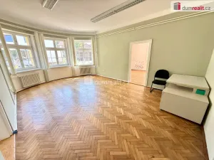 Pronájem kanceláře, Veltrusy, Palackého, 85 m2