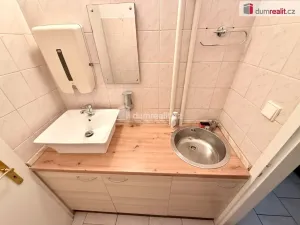 Pronájem kanceláře, Veltrusy, Palackého, 85 m2