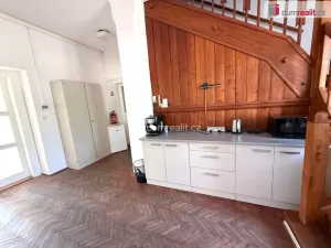 Pronájem kanceláře, Veltrusy, Palackého, 85 m2