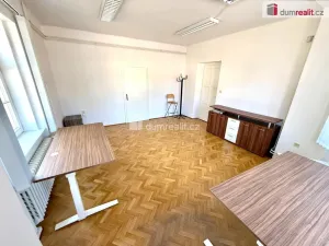 Pronájem kanceláře, Veltrusy, Palackého, 85 m2