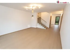 Pronájem rodinného domu, Praha - Dolní Chabry, Za Pískovnou, 168 m2