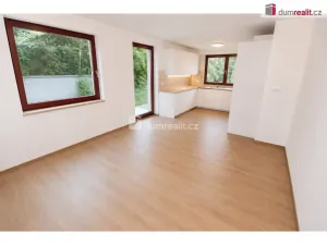 Pronájem rodinného domu, Praha - Dolní Chabry, Za Pískovnou, 168 m2