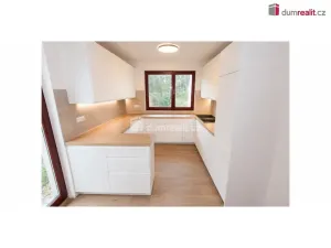Pronájem rodinného domu, Praha - Dolní Chabry, Za Pískovnou, 168 m2