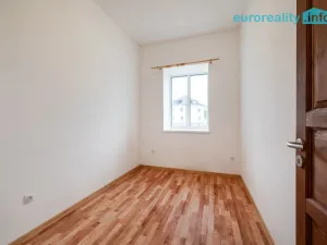 Pronájem bytu 3+kk, Luby, Revoluční, 58 m2