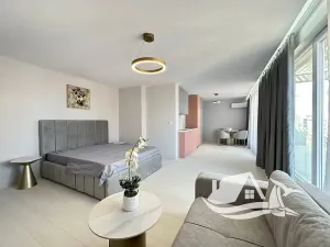 Prodej atypického bytu, Nesebar, Bulharsko, 77 m2