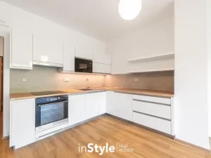 Pronájem bytu 1+kk, Uherské Hradiště, 28. října, 46 m2