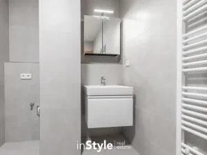 Pronájem bytu 1+kk, Uherské Hradiště, 28. října, 46 m2