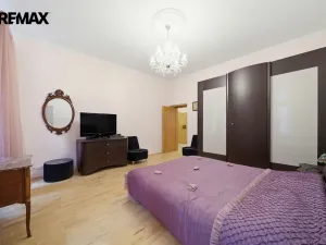 Prodej obchodního prostoru, Karlovy Vary, Moravská, 160 m2