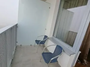 Pronájem bytu 1+kk, Praha - Dolní Měcholupy, Honzíkova, 42 m2