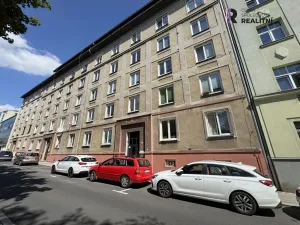 Pronájem bytu 2+1, Karlovy Vary - Rybáře, Majakovského, 54 m2