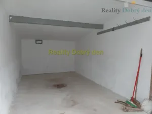 Pronájem garáže, Opava, Bochenkova, 21 m2
