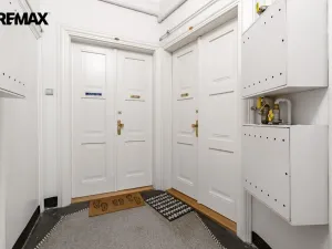 Pronájem bytu 2+kk, Praha - Staré Město, Kaprova, 58 m2