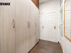Pronájem bytu 2+kk, Praha - Staré Město, Kaprova, 58 m2