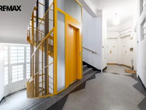 Pronájem bytu 2+kk, Praha - Staré Město, Kaprova, 58 m2
