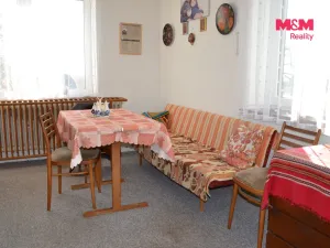 Prodej rodinného domu, Vestec, 349 m2