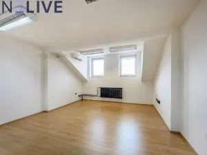 Pronájem kanceláře, Plzeň, Tylova, 24 m2