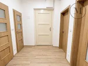 Pronájem bytu 2+1, České Budějovice, J. Plachty, 71 m2