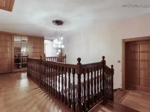 Pronájem kanceláře, Praha - Březiněves, Skřivánčí, 725 m2