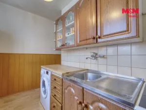 Prodej bytu 3+1, Borová Lada, 70 m2