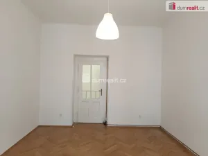 Pronájem bytu 1+kk, Praha - Vršovice, Na spojce, 29 m2